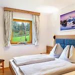 Apartment Haus Unterrain *